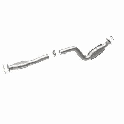 MagnaFlow Direct Fit Catalytic Converter 03-05 Express 2500 4.8L Passenger Side