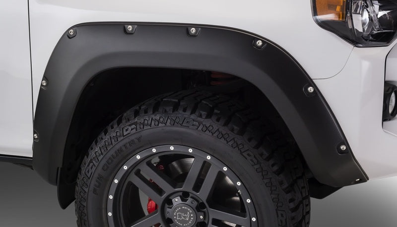 Bushwacker 14-18 Toyota 4Runner Pocket Style Flares 4pc Excludes Limited - Black