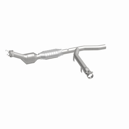 MagnaFlow Direct Fit Catalytic Converter 97-98 F150/F250 4.2L 2Wd Pa