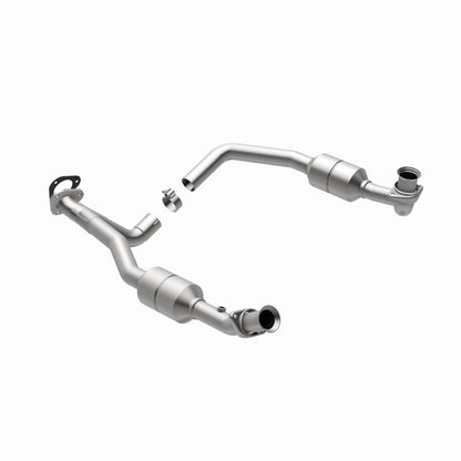 MagnaFlow Direct Fit Catalytic Converter 2002 Ford E-Series Vans 5.4L