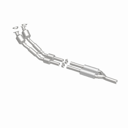 MagnaFlow Direct Fit Catalytic Converter 2012-2015 Passat (B7) 3.6L V6 OEM Grade