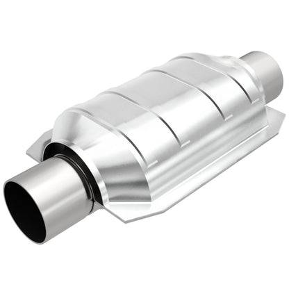MagnaFlow Universal Catalytic Converter 2.5inch Inlet/Outlet Center/Center Oval (California OBDII)