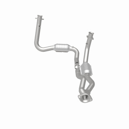 MagnaFlow Direct Fit Catalytic Converter 05-06 Jeep Grand Cherokee 3.7L Y-Pipe Assembly