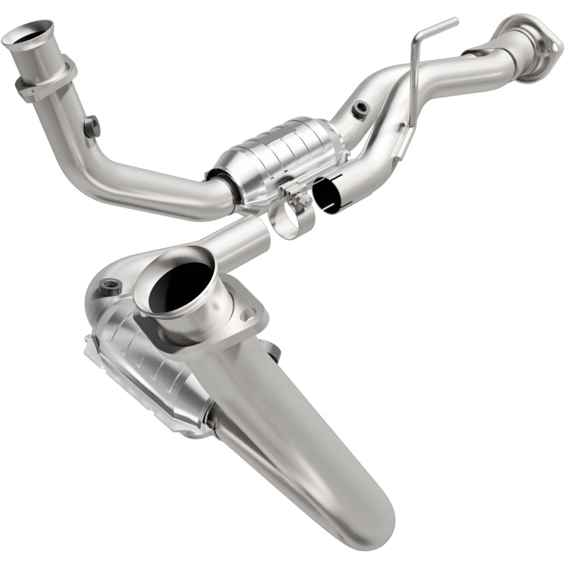 MagnaFlow Direct Fit Catalytic Converter 05-06 Jeep Grand Cherokee 3.7L Y-Pipe Assembly